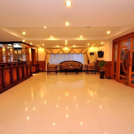 Jun Yue Hotel Phnompen Kültér fotó