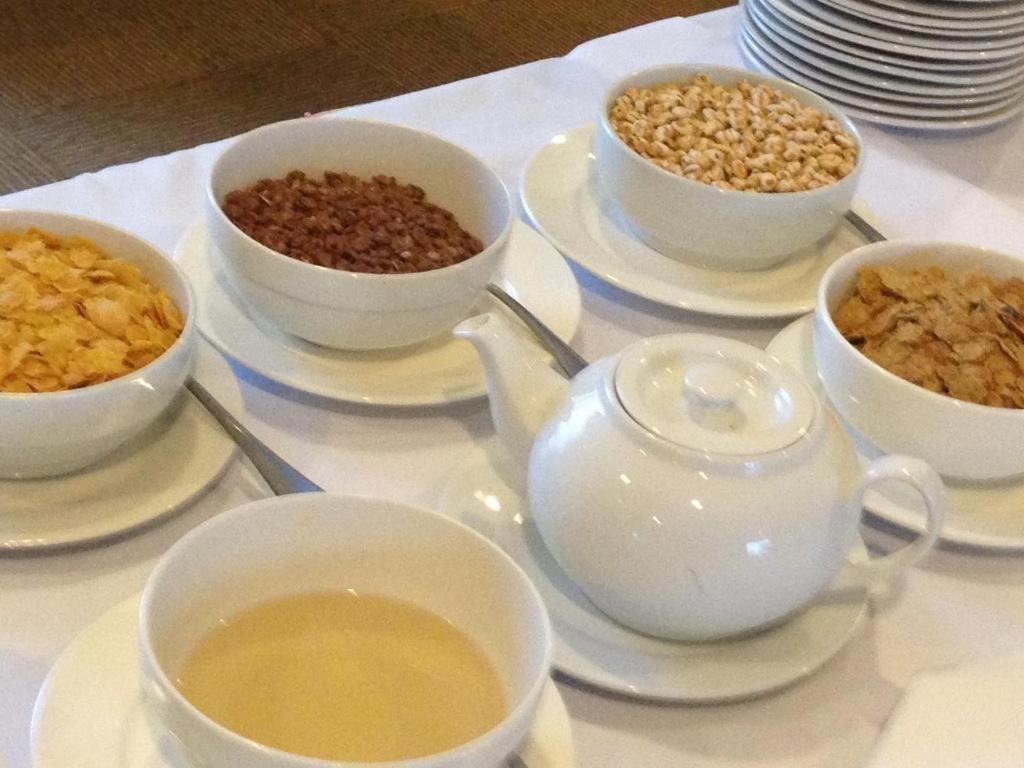 Jun Yue Hotel Phnompen Kültér fotó