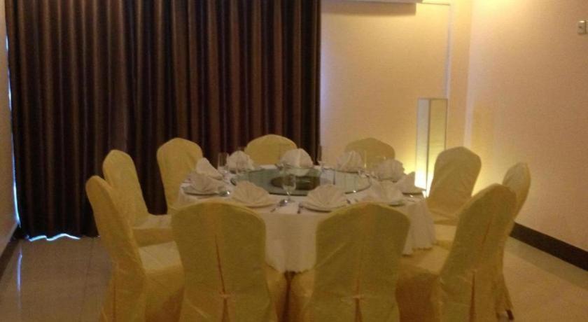 Jun Yue Hotel Phnompen Kültér fotó