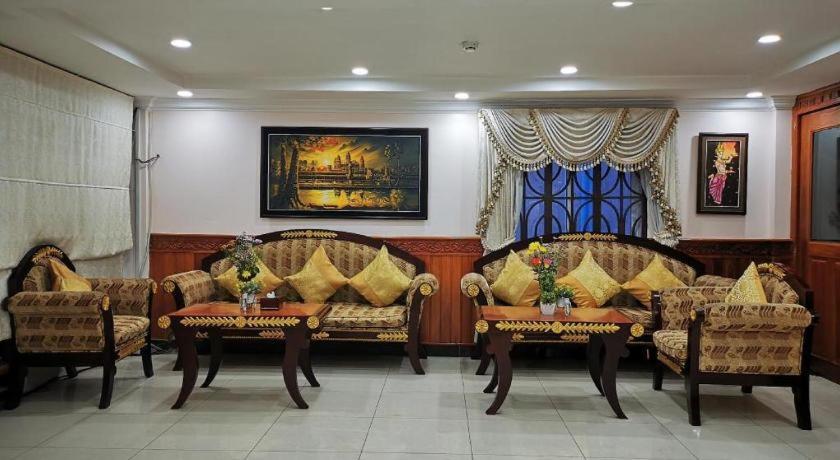 Jun Yue Hotel Phnompen Kültér fotó