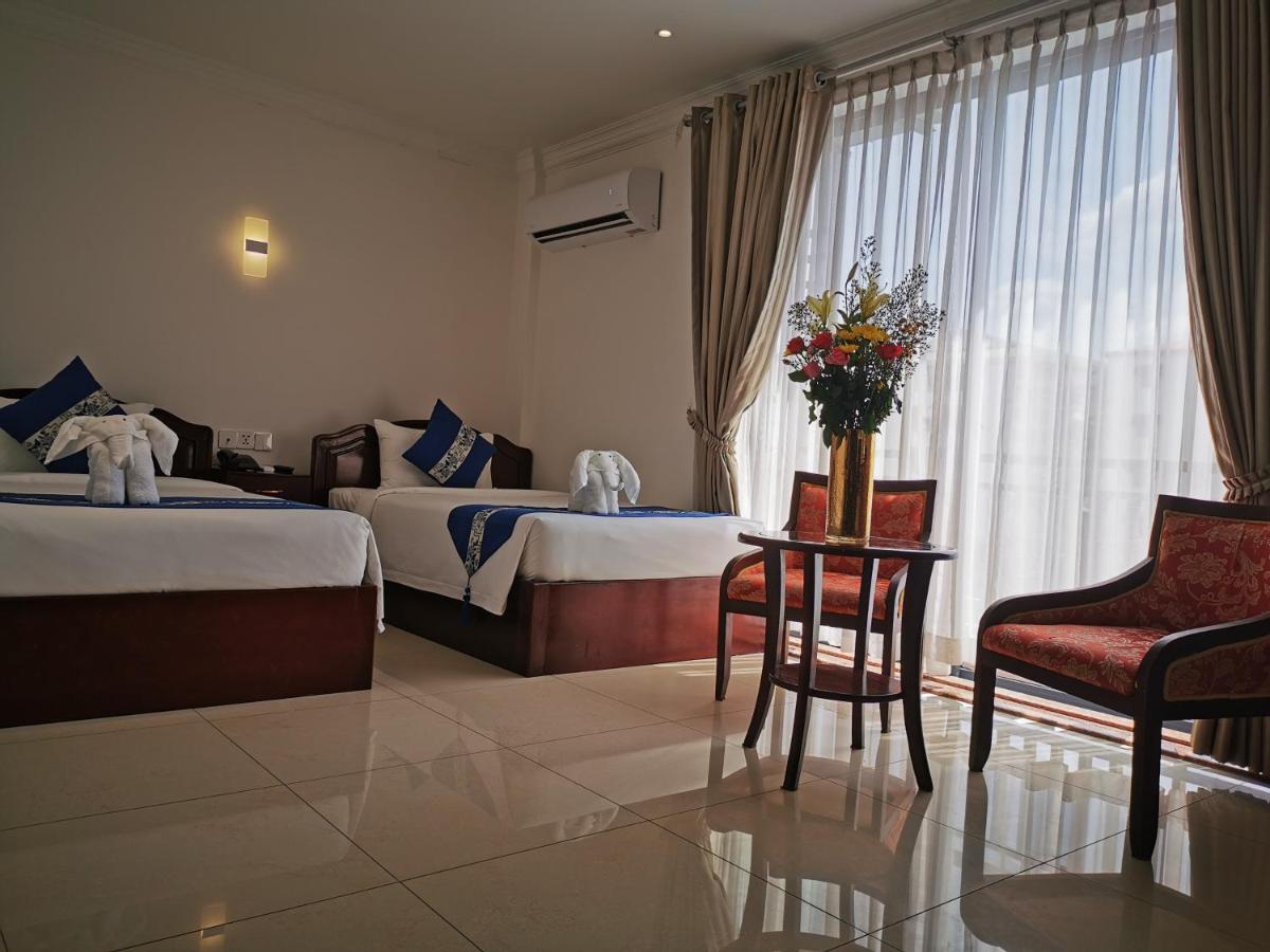 Jun Yue Hotel Phnompen Kültér fotó